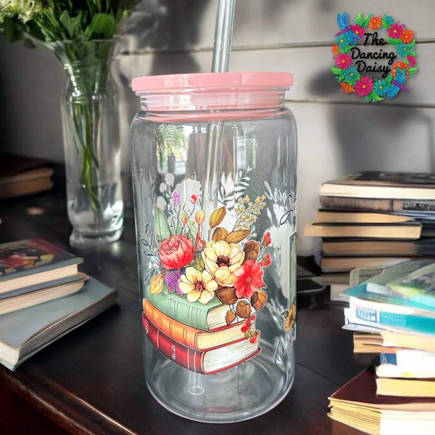 Girl Loves Books Glass Wrap - Image 4